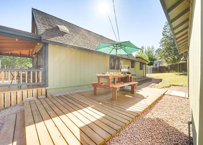 W/ Fire Pit & Gazebo - Steps To Trails * Pine