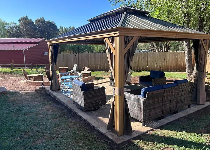 W/ Fire Pit & Gazebo - Steps To Trails